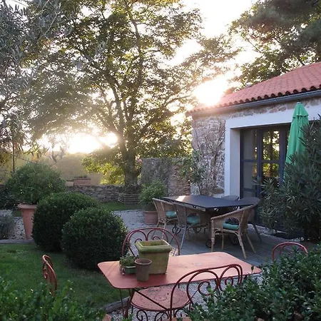 Nocleg ze śniadaniem La Blanchisserie Le Puy Saint-Bonnet