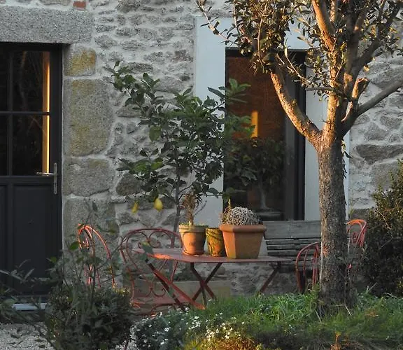 Alojamento de Acomodação e Pequeno-almoço La Blanchisserie Le Puy-Saint-Bonnet