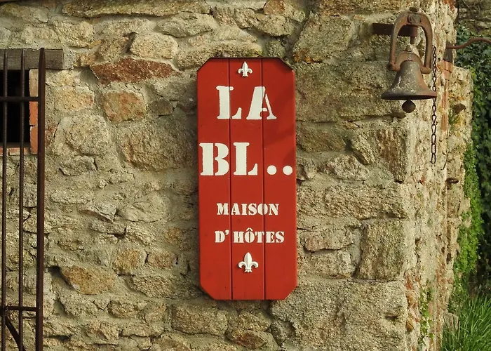 Alojamento de Acomodação e Pequeno-almoço La Blanchisserie Le Puy-Saint-Bonnet